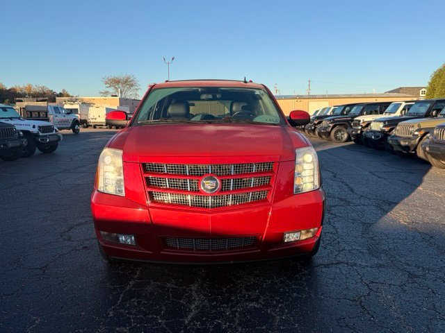 Used 2012 Cadillac Escalade Premium AWD/4WD image 2