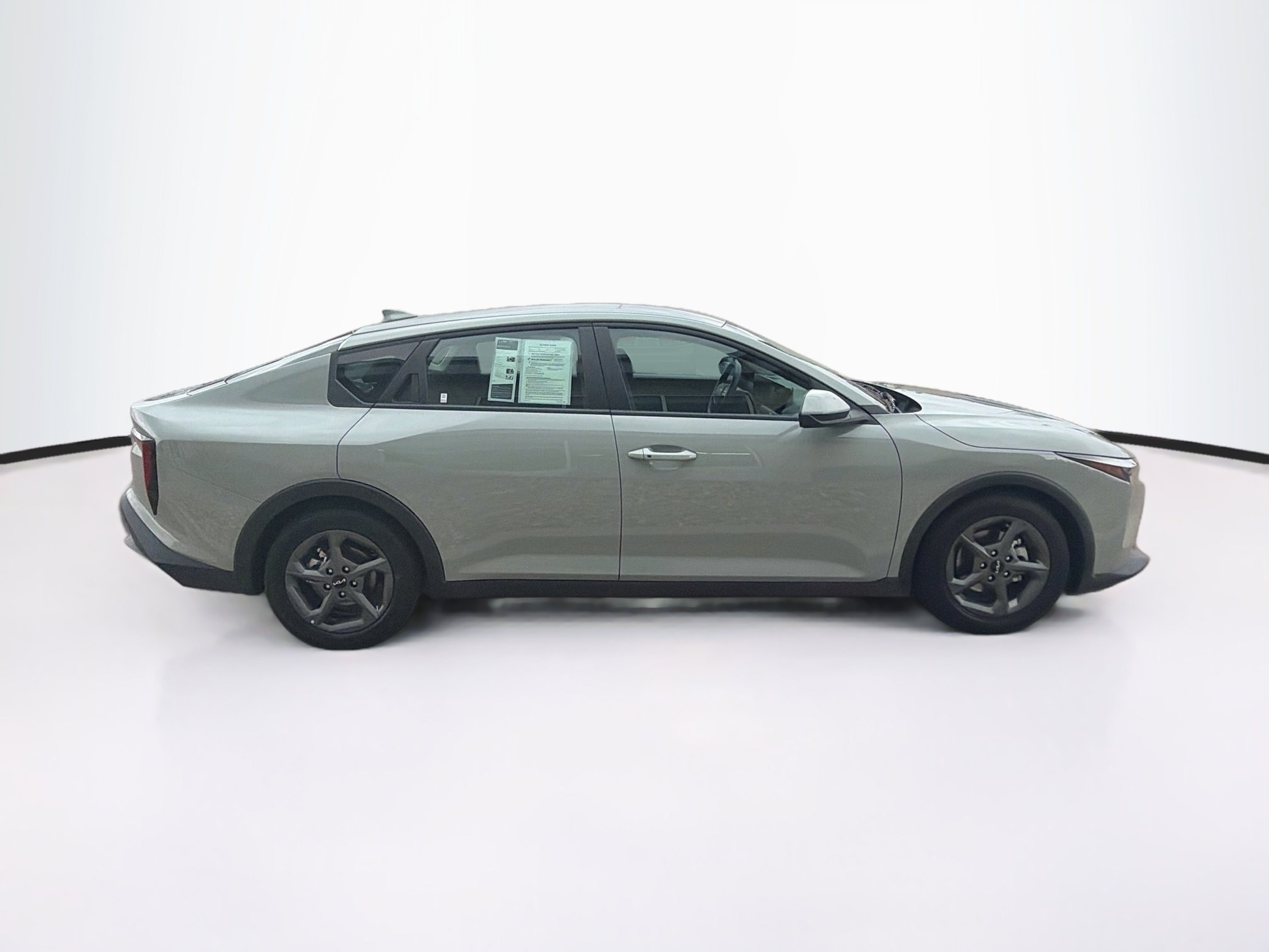 Used 2025 Kia K4 FWD image 10