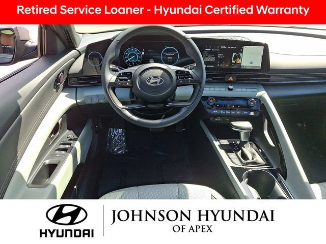 Used 2025 Hyundai Elantra Limited w/ Cargo Package FWD image 22