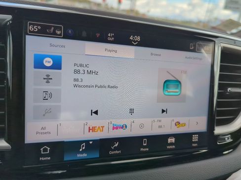 New 2026 Chrysler Voyager LX FWD image 13