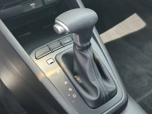 Used 2022 Kia Rio S FWD image 30