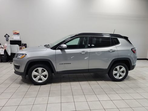 Used 2020 Jeep Compass Latitude w/ Cold Weather Group image 4