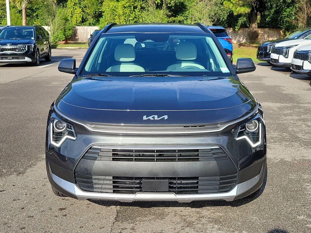 New 2026 Kia Niro EX FWD image 2