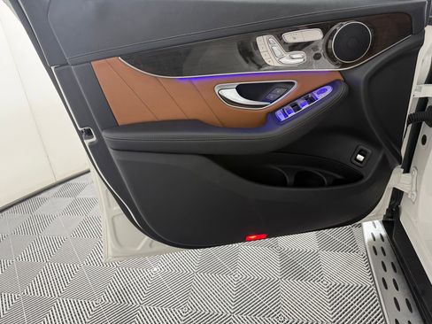 Used 2023 Mercedes-Benz C 300 Sedan image 26