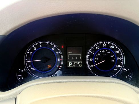 Used 2010 INFINITI G37 Journey w/ Premium Pkg image 23