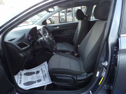 Used 2019 Hyundai Accent Limited image 10