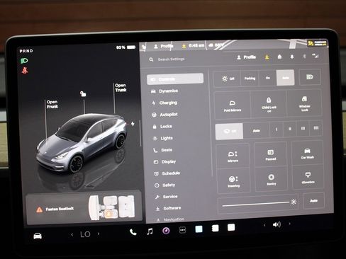 Used 2022 Tesla Model Y Performance image 25
