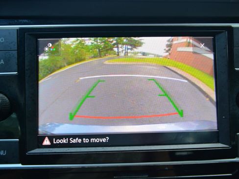 Used 2023 Volkswagen Jetta Sport FWD image 23
