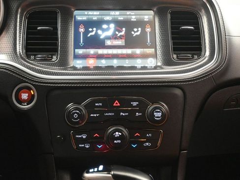 Used 2022 Dodge Charger SRT Hellcat w/ SRT Black Package image 18