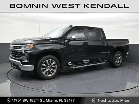 Used 2024 Chevrolet Silverado 1500 LT RWD image 1