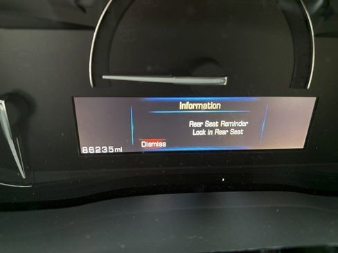 Used 2018 Cadillac XT5 Luxury w/ Driver Awareness Package image 14