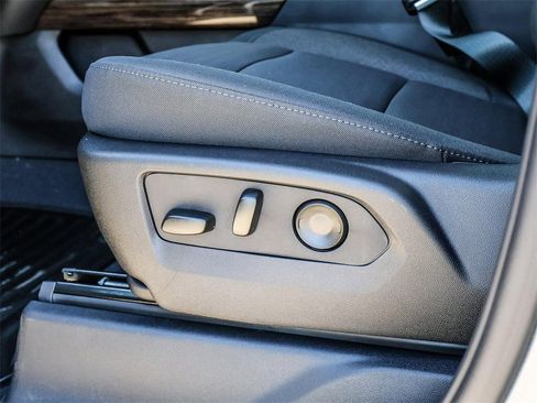 New 2026 GMC Sierra 2500 SLE w/ Preferred Package image 24