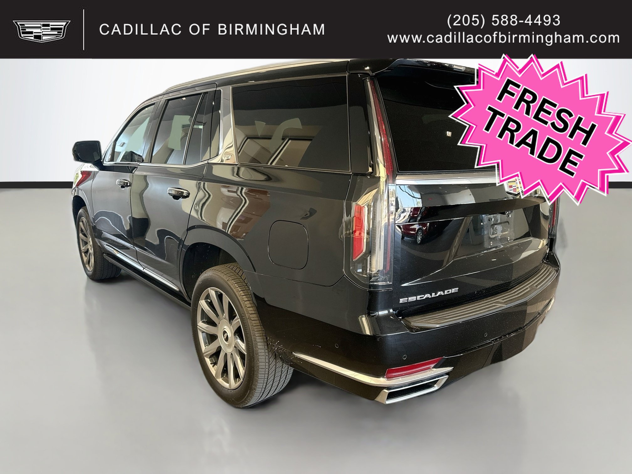 Used 2022 Cadillac Escalade Premium Luxury Platinum w/ Heavy-Duty Trailer Package AWD/4WD image 7