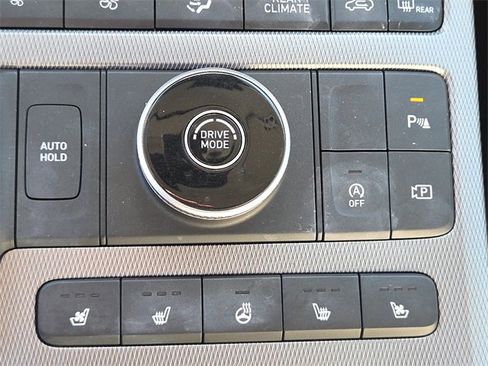 Used 2023 Hyundai Palisade Limited w/ Cargo Package image 23