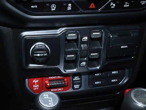 Used 2020 Jeep Gladiator Rubicon image 26