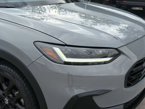 Certified 2023 Honda HR-V Sport image 34
