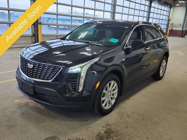 Used 2023 Cadillac XT4 Luxury FWD image 1
