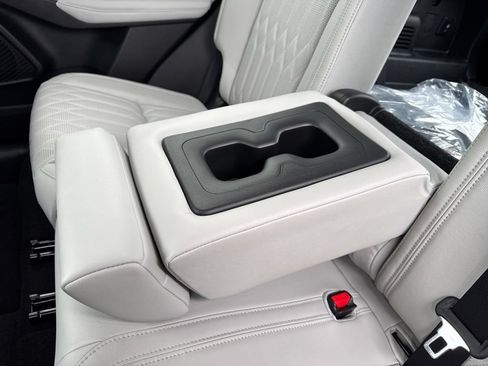 New 2026 Mitsubishi Outlander SEL AWD/4WD image 30