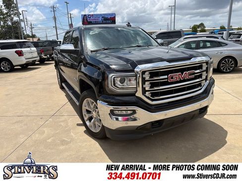 Used 2018 GMC Sierra 1500 SLT w/ Texas SLT Premium Package AWD/4WD image 2