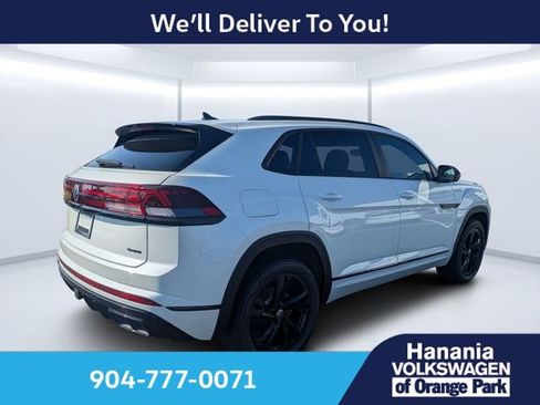 New 2026 Volkswagen Atlas Cross Sport SEL R-Line AWD/4WD image 3