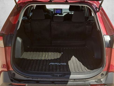 Used 2024 Toyota RAV4 LE AWD/4WD image 6