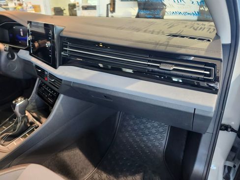 New 2025 Volkswagen Jetta SE image 13