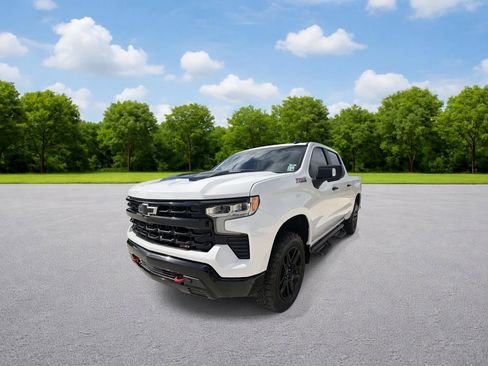 Used 2022 Chevrolet Silverado 1500 LT Trail Boss w/ LT Trail Boss Premium Package image 3