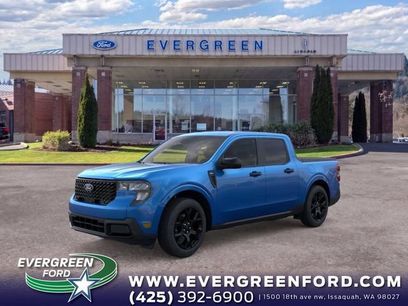New 2025 Ford Maverick XLT w/ Black Appearance Package