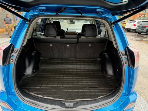 Used 2016 Toyota RAV4 Limited AWD/4WD image 10