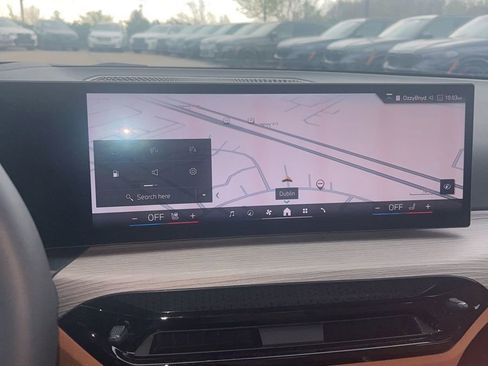 Used 2025 BMW 330i xDrive Sedan image 7