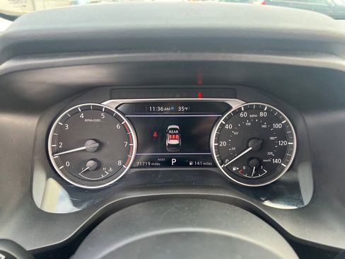 Used 2024 Nissan Rogue SV AWD/4WD image 14