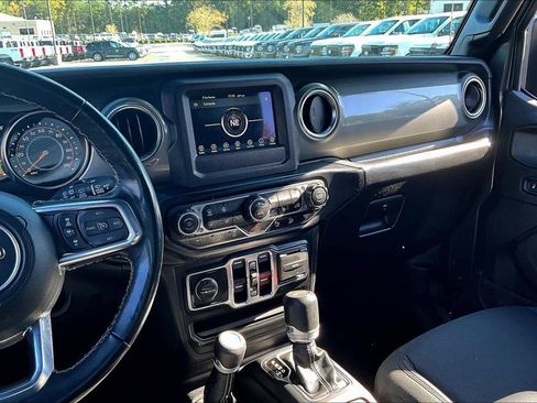 Used 2021 Jeep Wrangler Unlimited Sahara w/ Safety Group image 6