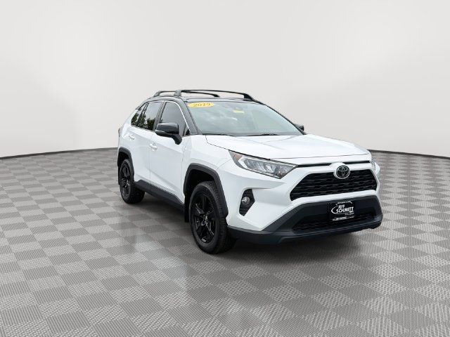 Used 2019 Toyota RAV4 XLE w/ Convenience Package AWD/4WD image 2