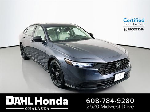 Certified 2025 Honda Accord SE image 1