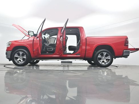 Used 2022 RAM 1500 Laramie AWD/4WD image 45