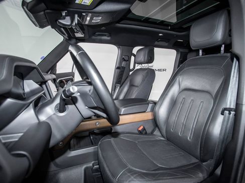 Used 2021 Land Rover Defender 110 X AWD/4WD image 13
