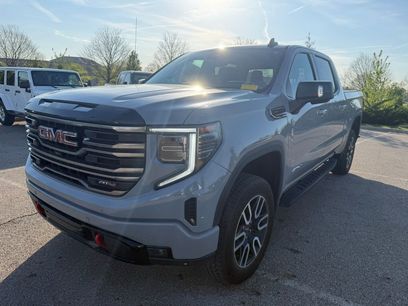 Used 2025 GMC Sierra 1500 AT4 w/ AT4 Premium Package