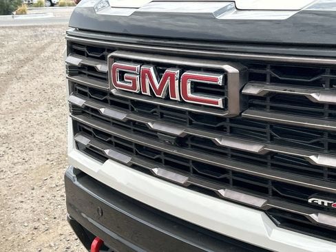 New 2026 GMC Sierra 2500 AT4X AWD/4WD image 31