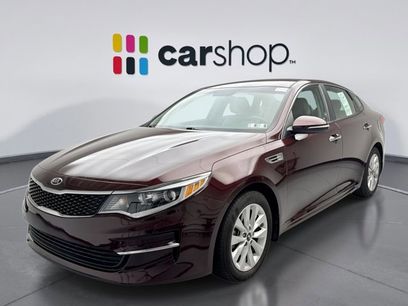 Used 2018 Kia Optima LX w/ 17" Alloy Wheels Package