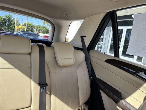 Used 2016 Mercedes-Benz GLE 350 w/ Premium Package image 19