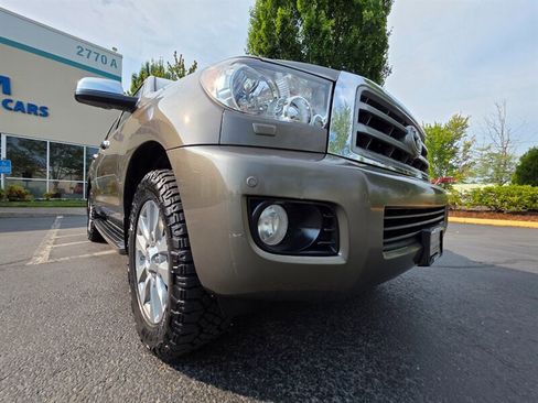 Used 2011 Toyota Sequoia Limited image 9