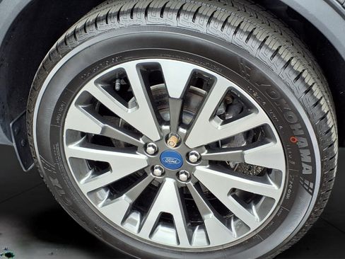 Used 2020 Ford Escape Titanium AWD/4WD image 8
