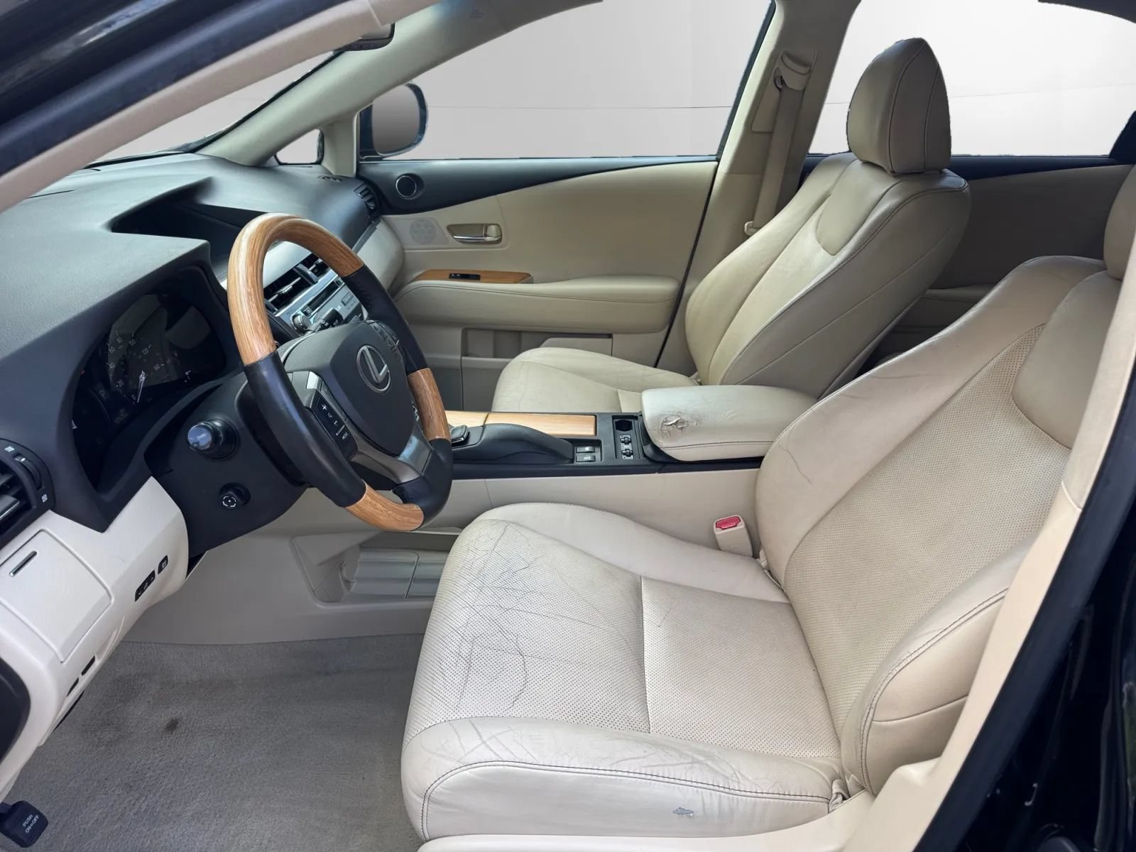 Used 2015 Lexus RX 450h FWD image 10