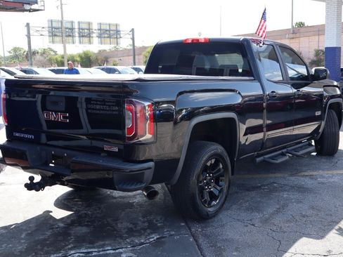 Used 2018 GMC Sierra 1500 SLT w/ All Terrain X Package AWD/4WD image 3