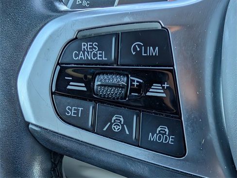 Used 2019 BMW X5 xDrive40i w/ M Sport Package image 24