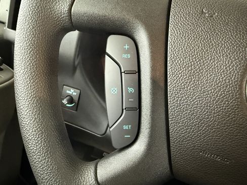 New 2025 Chevrolet Express 3500 w/ Driver Convenience Package image 17