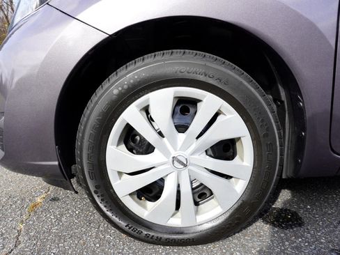 Used 2018 Nissan Versa Note S image 32