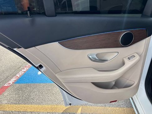 Used 2020 Mercedes-Benz C 300 Sedan image 27