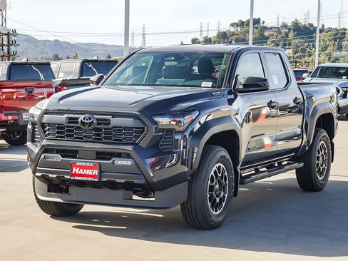 New 2026 Toyota Tacoma TRD Off-Road AWD/4WD image 3