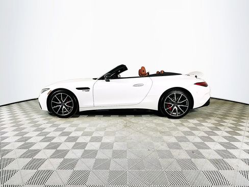 Certified 2022 Mercedes-Benz SL 55 AMG 4MATIC image 4